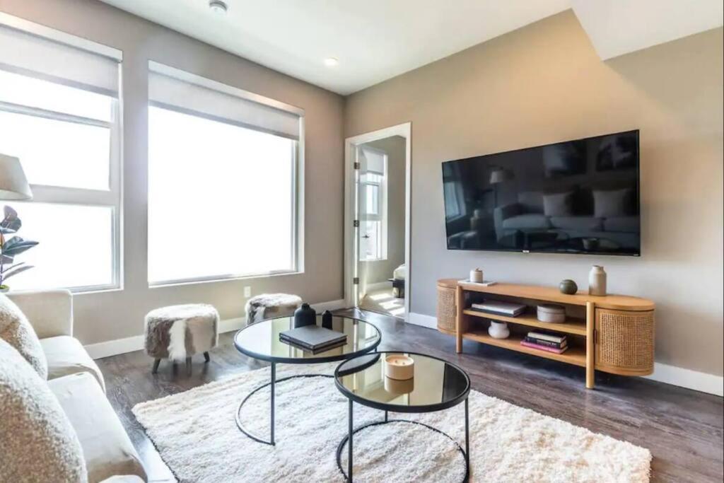 Апартаменты Comfortable & Spacious 2Bdr - 2Bth For 4 Guests In Hollywood Лос-Анджелес Экстерьер фото
